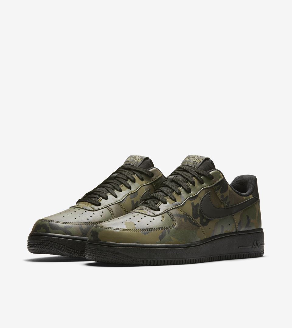 Nike Air Force 1 Low 07 'Medium Olive Camo Reflective' Release Date. SNKRS