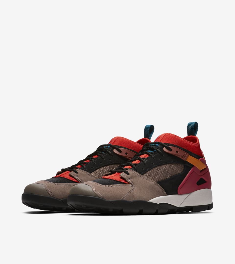 tobillo los diario Nike Air Revaderchi 'Gym Red & Mink Brown' Release Date. Nike SNKRS