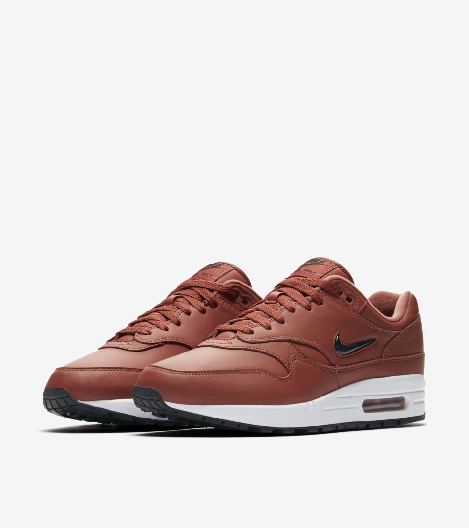 Nike Air 1 Premium Jewel 'Dusty Peach' Release Date. Nike SNKRS