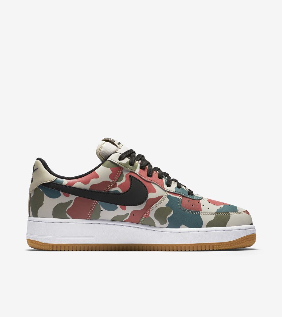 Low 07 « Duck Camo ». Nike SNKRS 