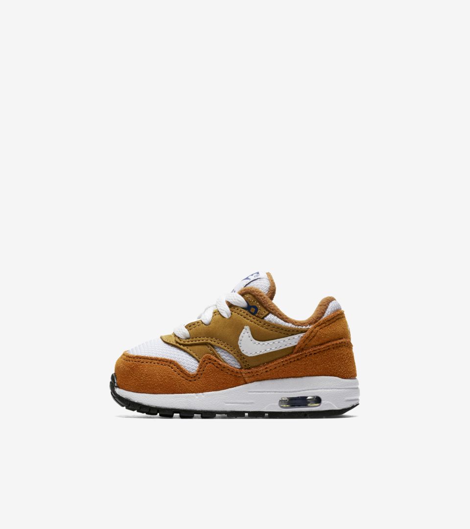 air max dark curry