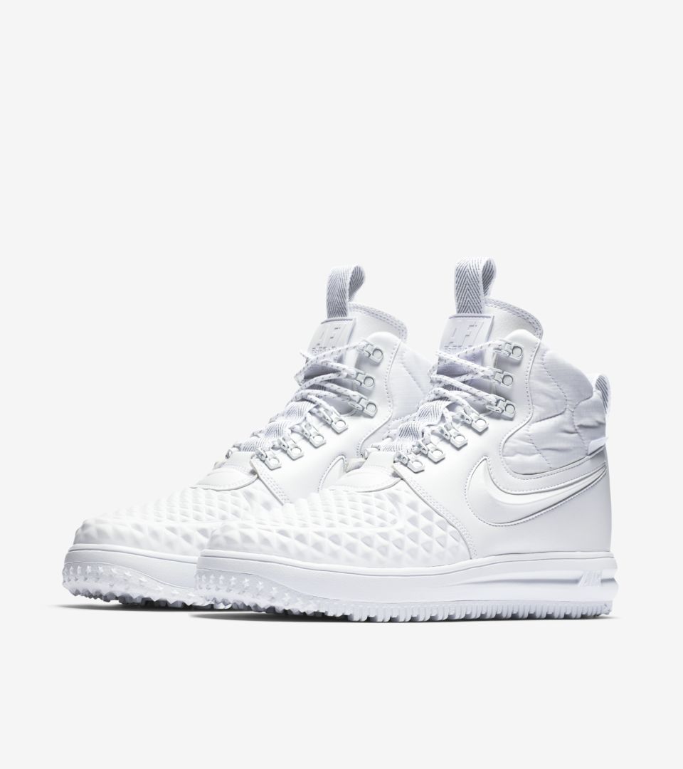 ナイキ ルナ フォース 1 ダックブーツ 'Triple White' - 発売日. Nike