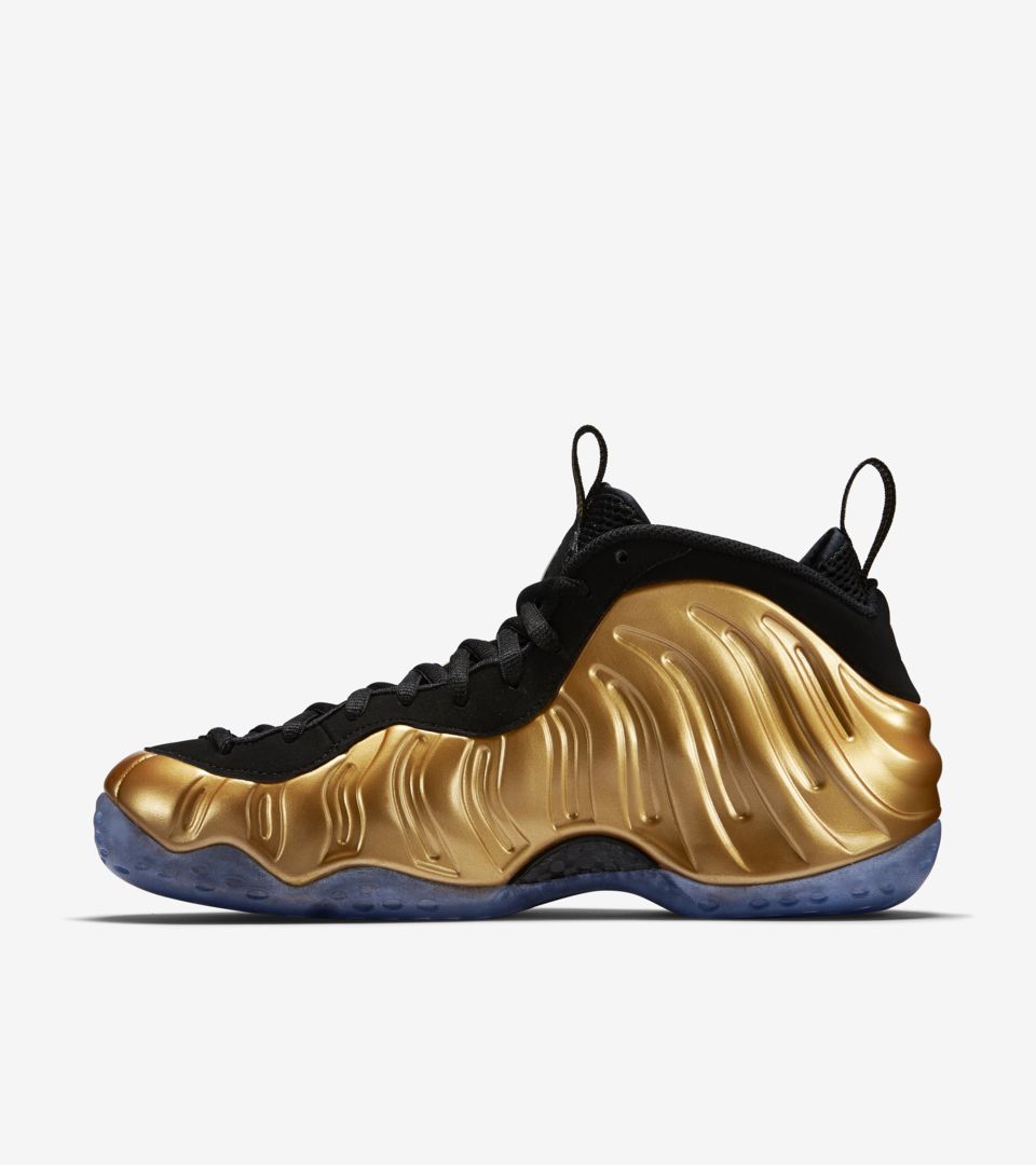 nike air foamposite one gold