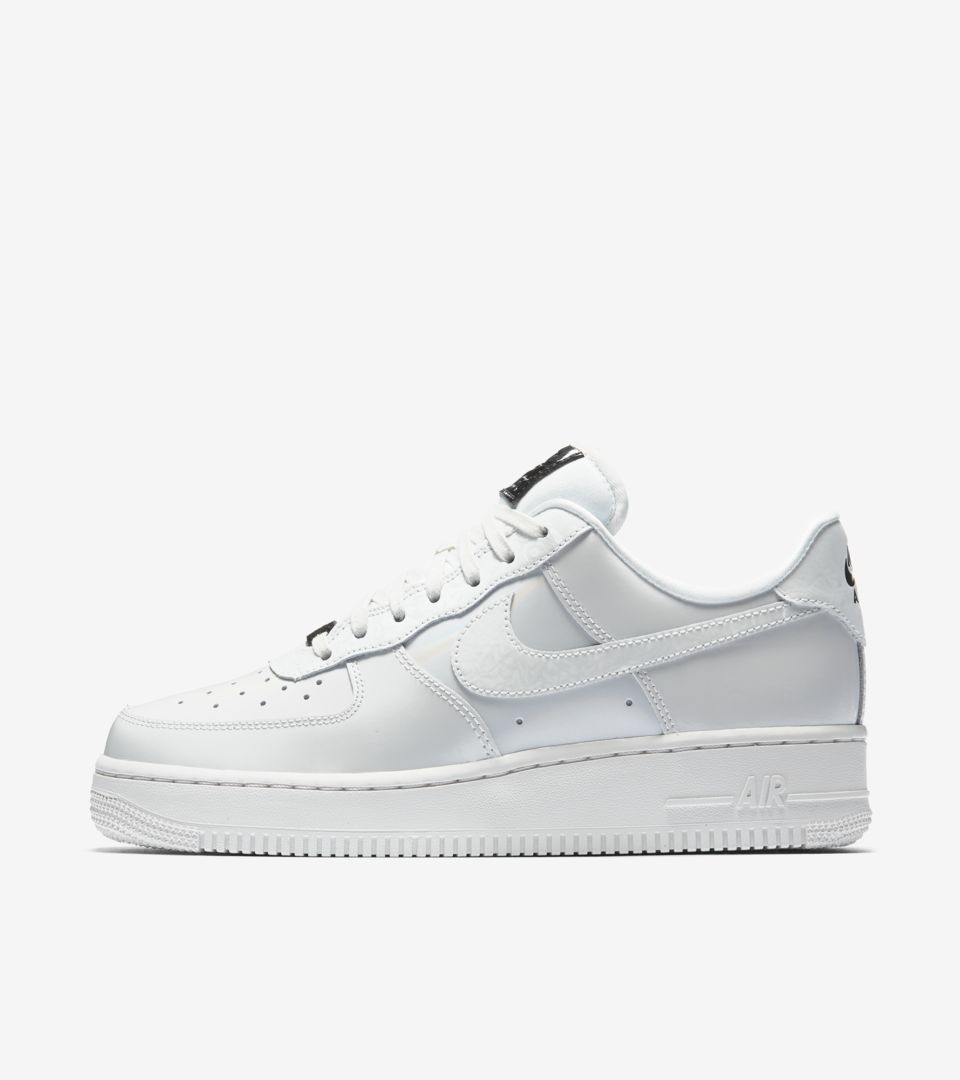 Nike Women's Air Force 1 Low 'Summit White & Black' Release Date