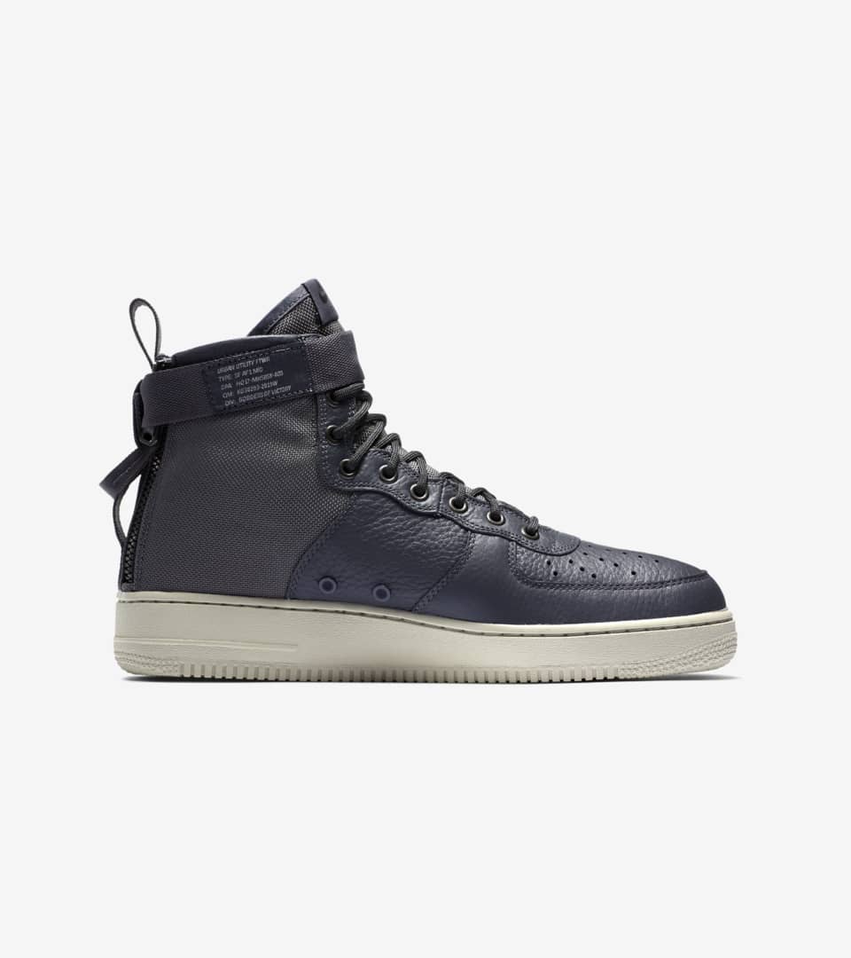 nike air force sf 1 mid black