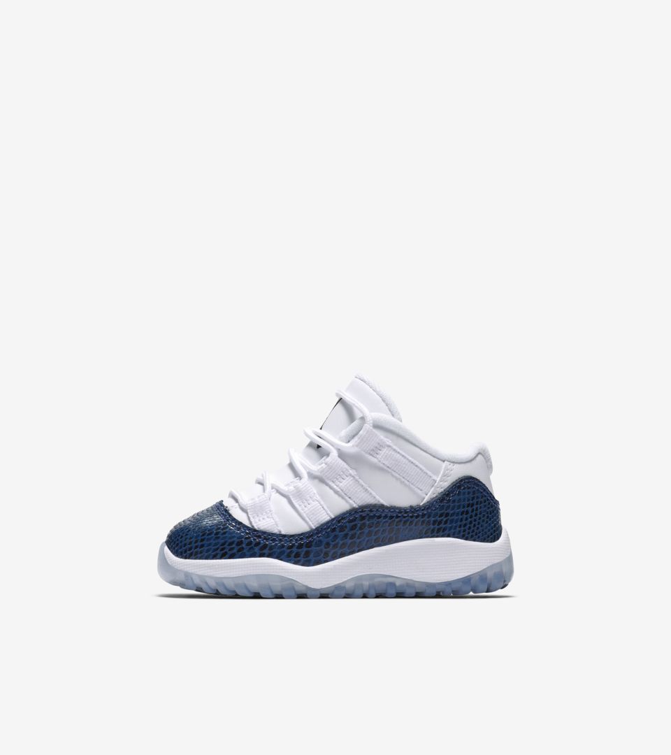 nike air jordan 11 low white navy