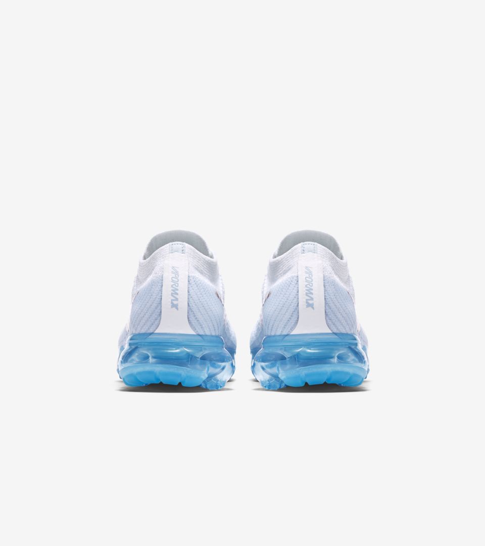 vapormax light blue and white