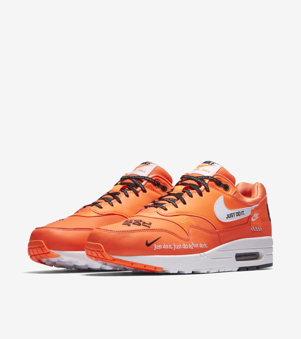 nike air max one just do it orange