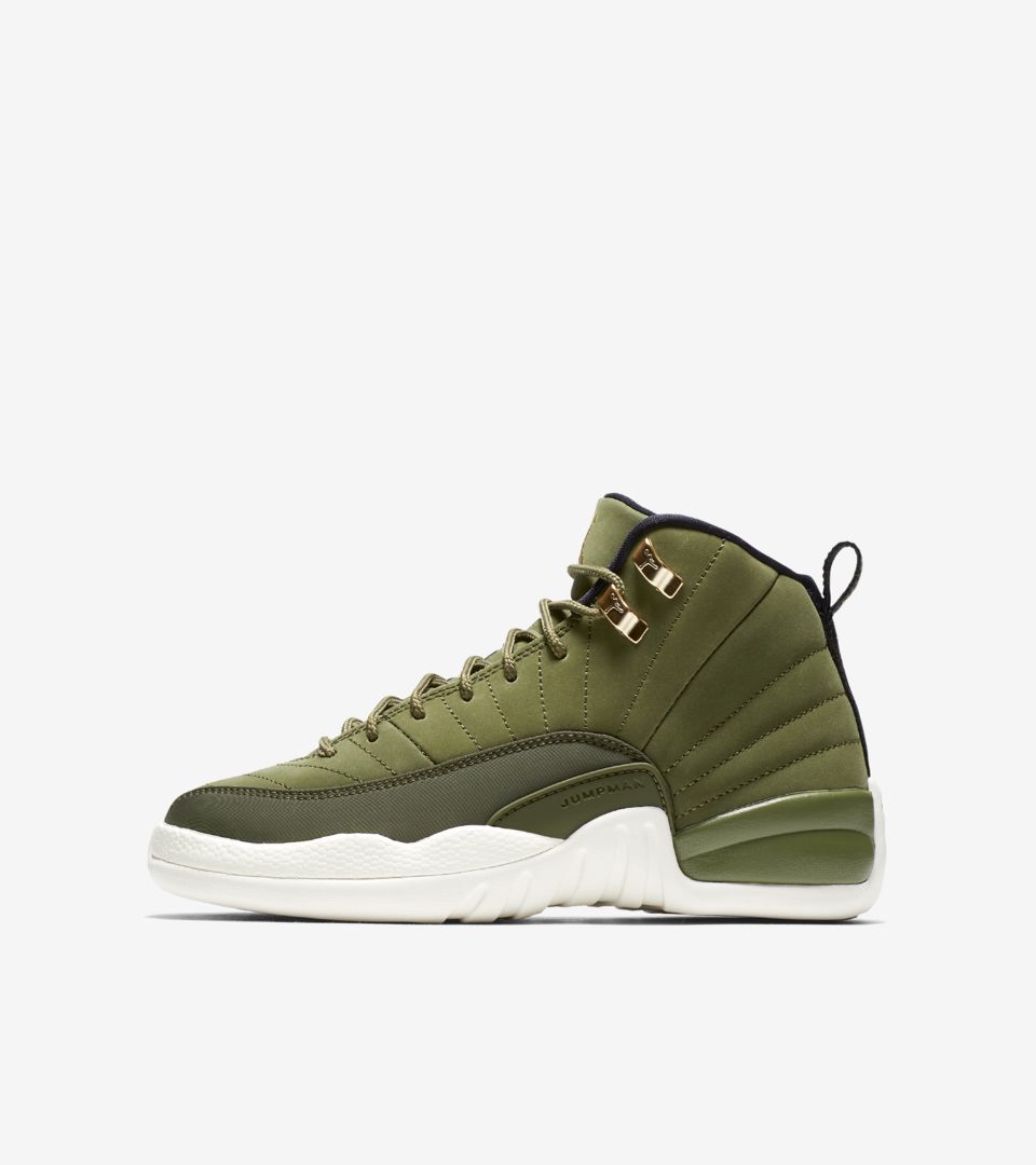 Air Jordan 12 Retro 'Olive Canvas & Metallic Gold' Release Date. Nike SNKRS