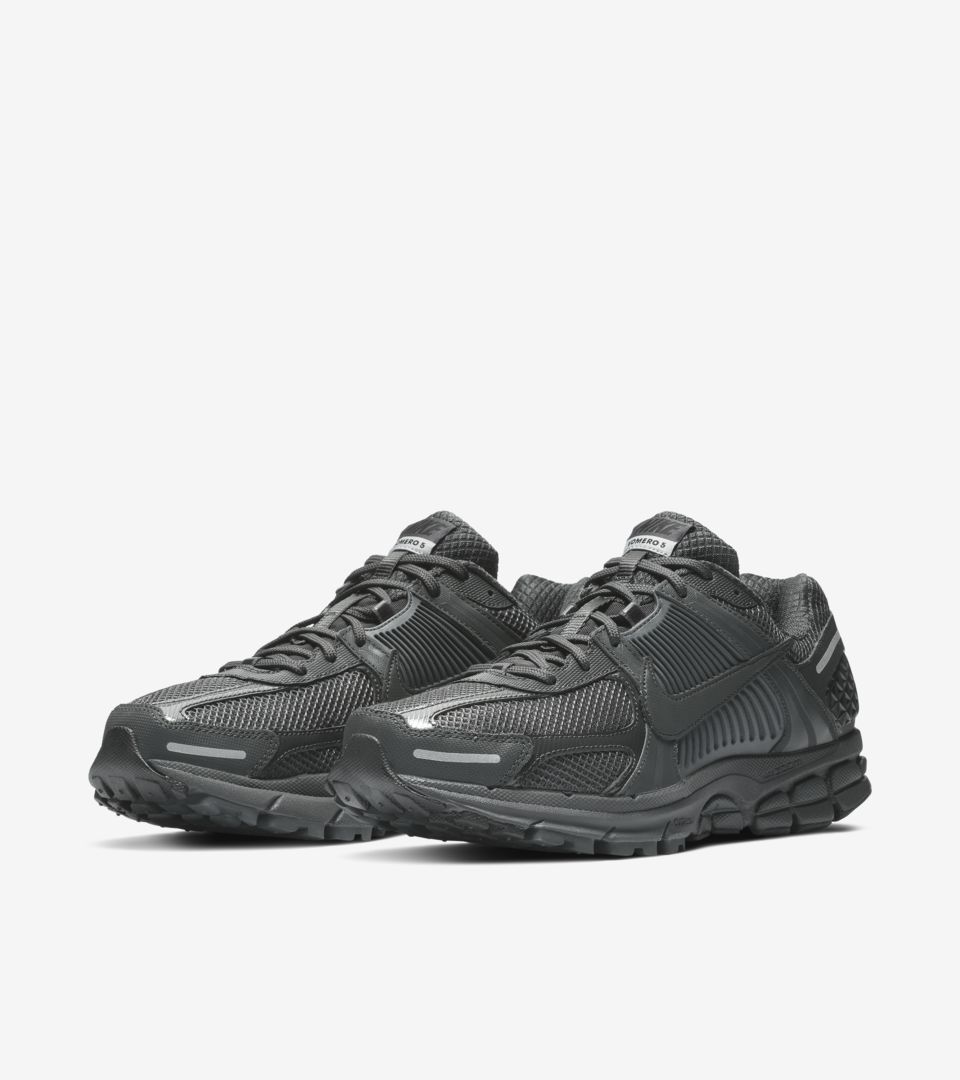 NIKE公式】ズーム ボメロ 5 'Anthracite' (BV1358-002 / NIKE ZOOM 