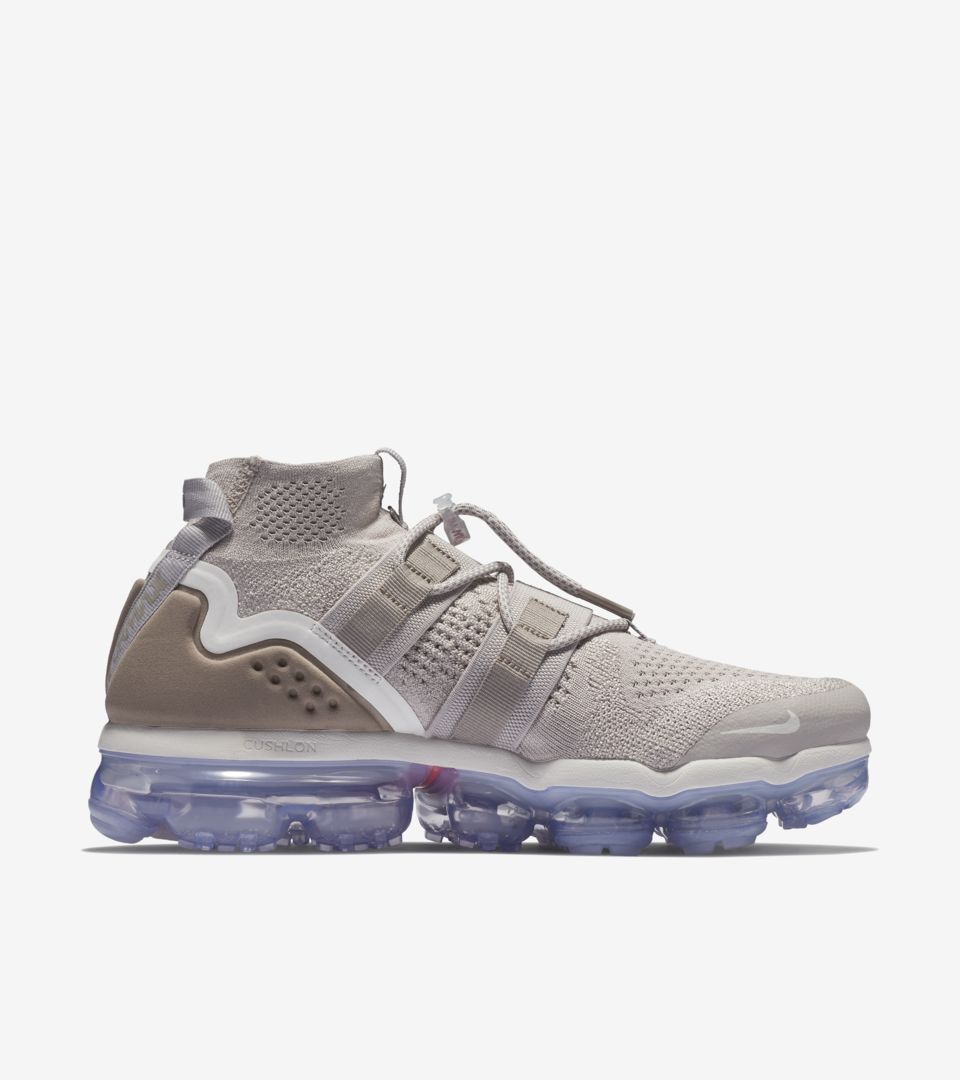 しておりま NIKE - NIKE AIR VAPORMAX FK UTILITY:ヴェイパーマックス