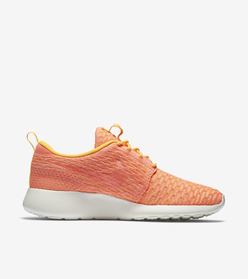 orange nike roshe womens