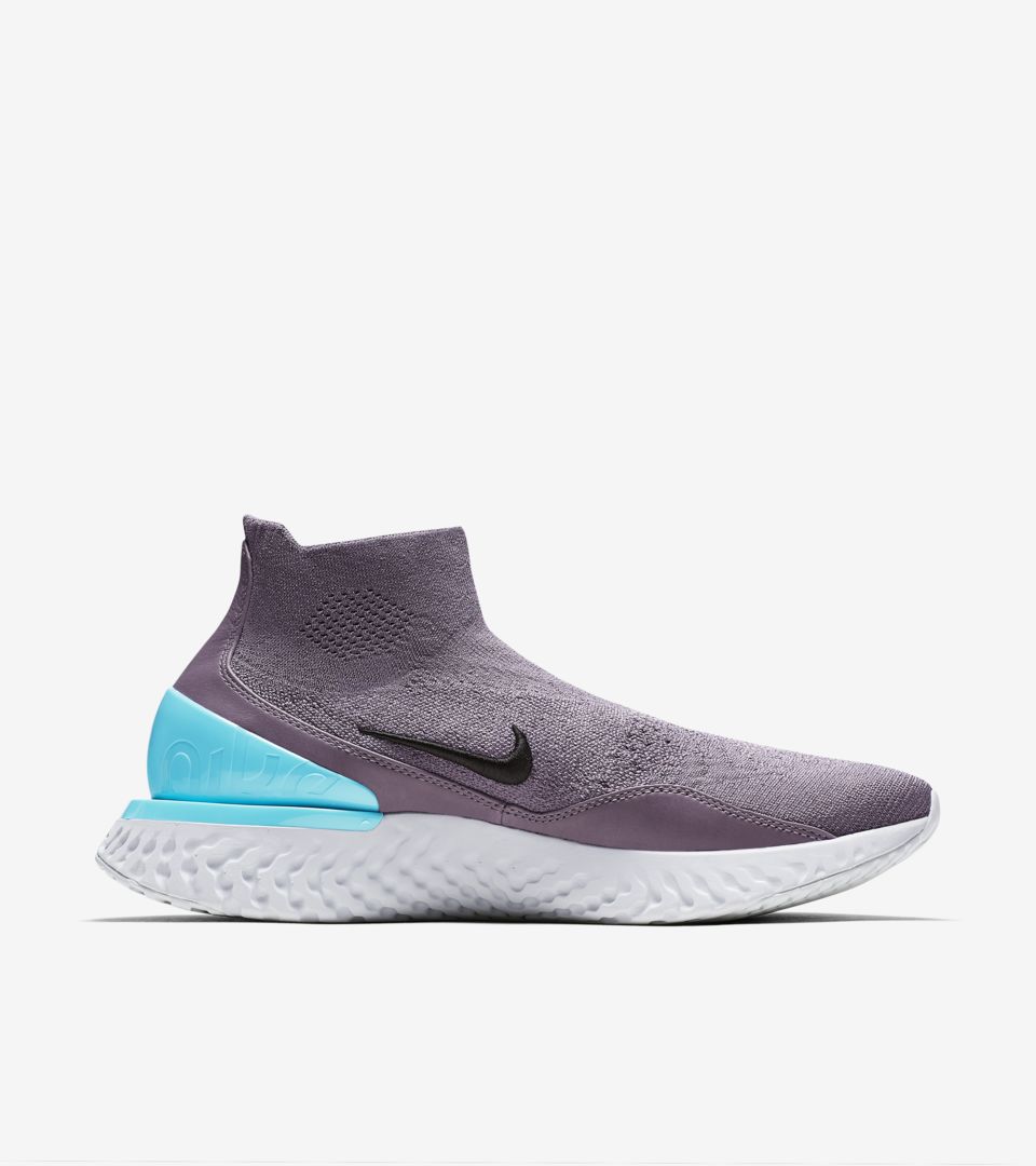 nike flyknit rise react