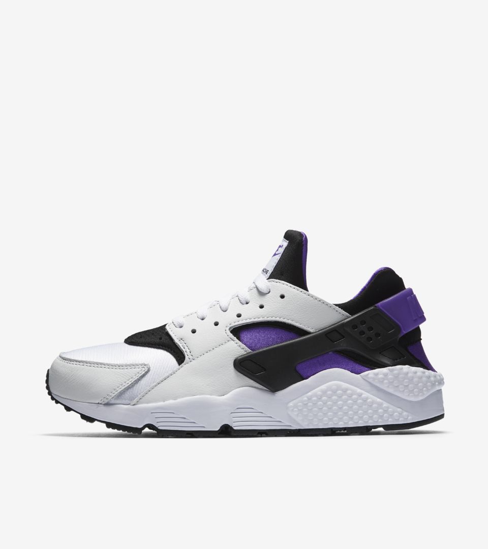 Nike huarache white and purple on sale