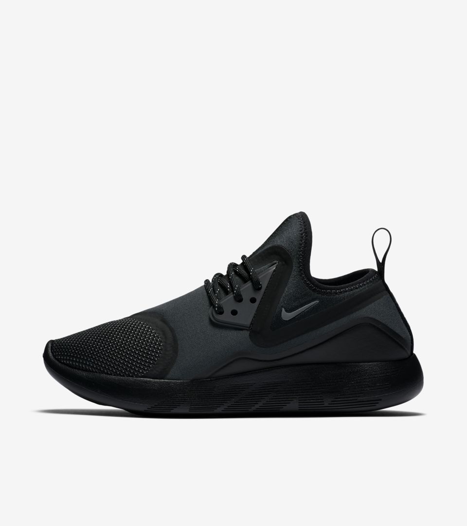 Women's Nike LunarCharge Essential 