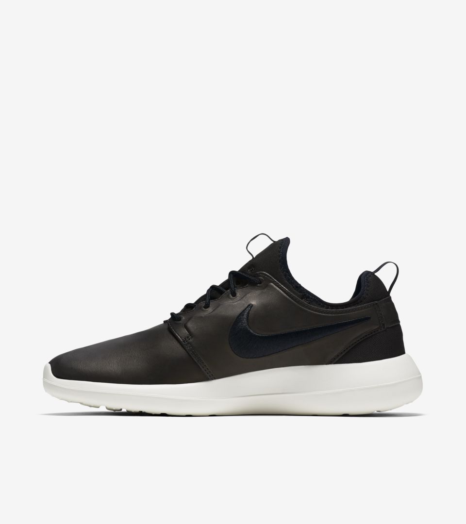 nike roshe two leather
