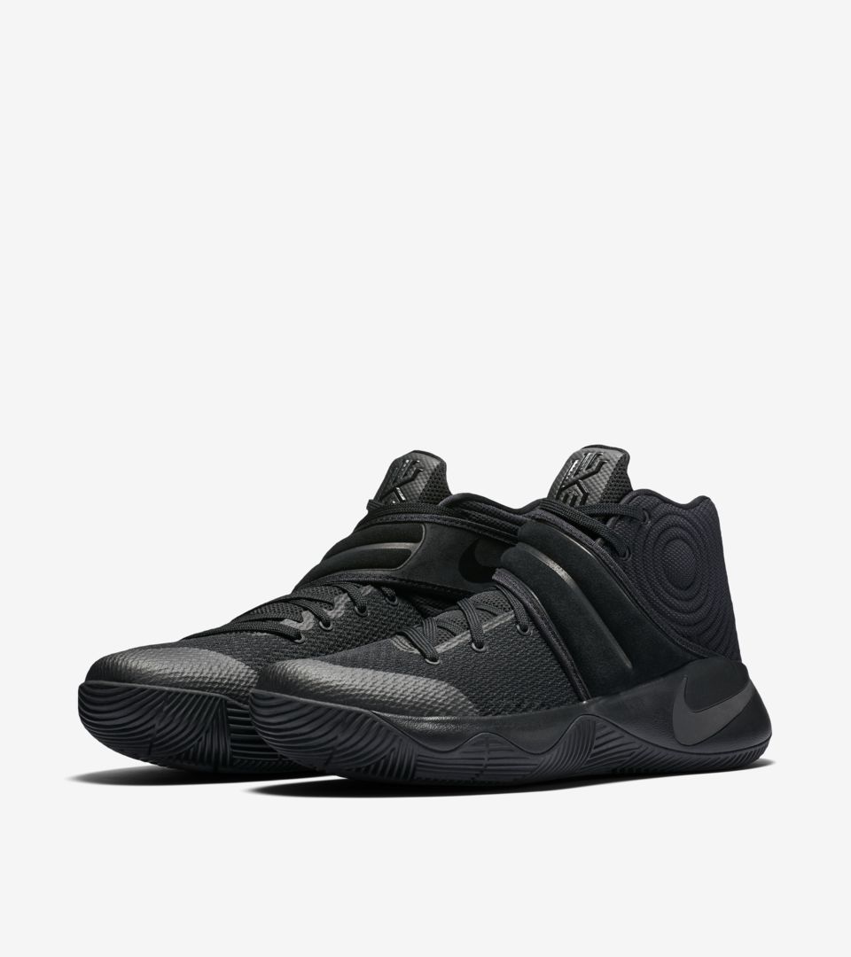 kyrie irving 2 shoes all black
