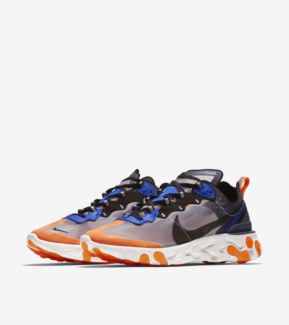 blue and orange reacts
