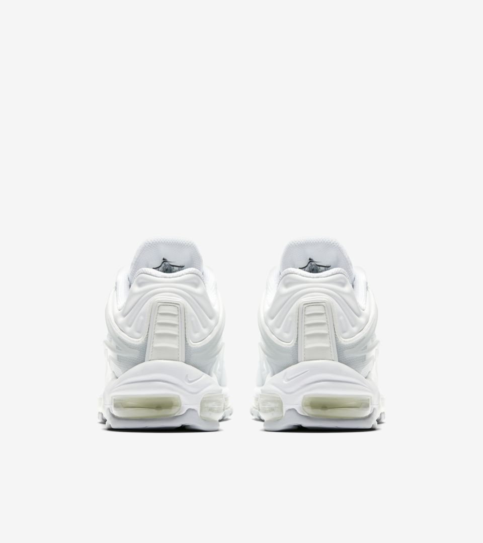 NIKE AIR MAX DELUXE  ホワイト　30cm