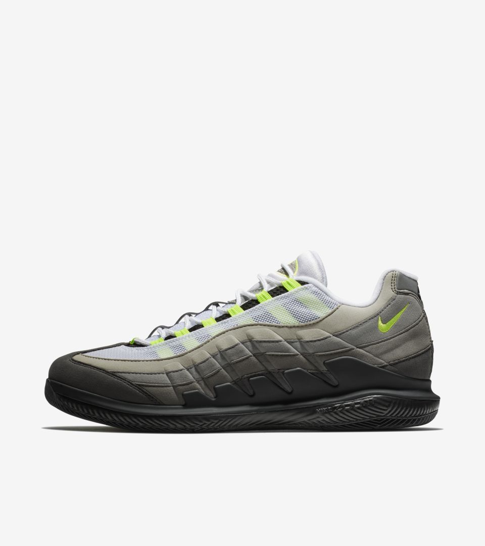 NIKE公式】ナイキコート ヴェイパー RF x AM95 'Black u0026 Volt' (AO8759-078 / フェデラー エアマックス95).  Nike SNKRS JP