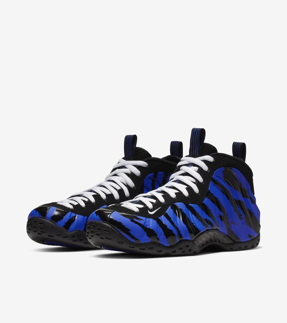air foamposite one tiger stripes