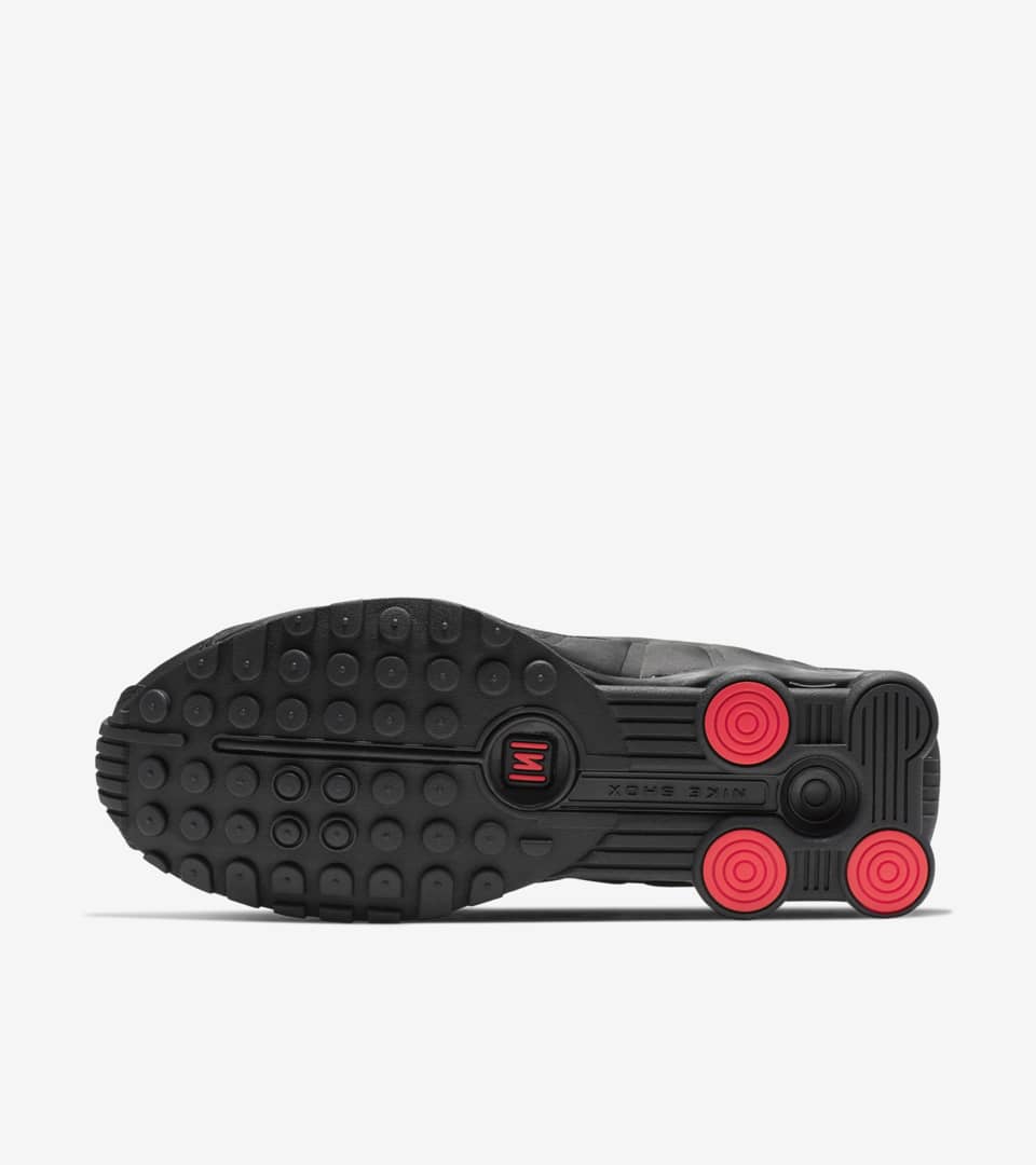 JORDAN1【28.0】Nike WMNS Shox R4 Black ナイキ ショックス