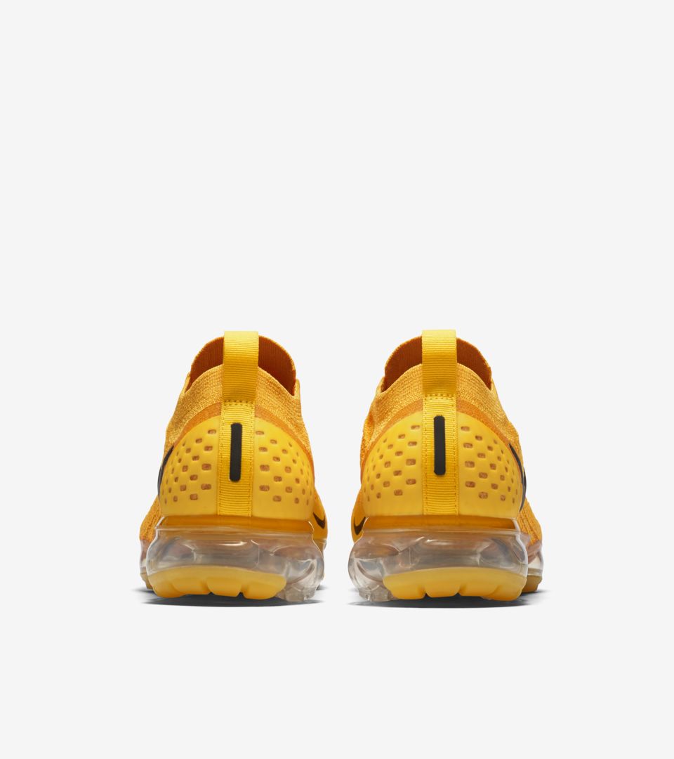 vapormax flyknit moc 2 yellow