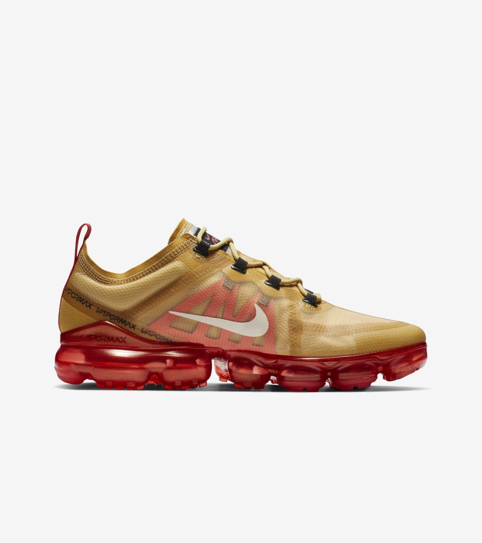 vapormax red and gold