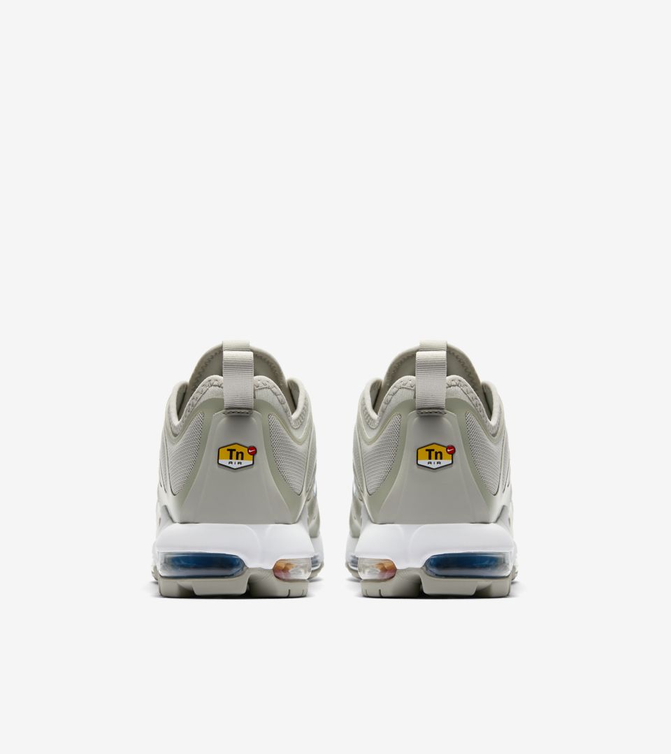 air max plus tn ultra white and gold