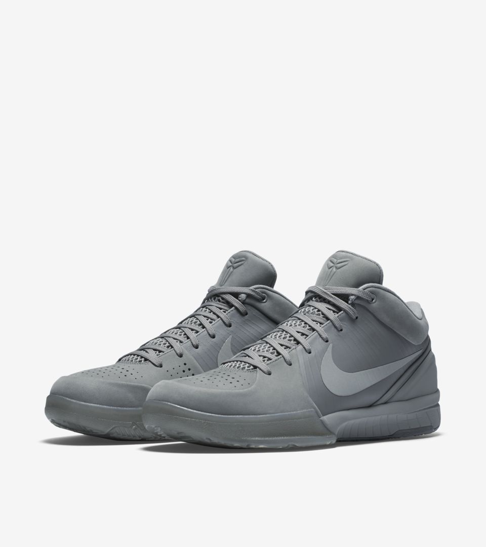 Nike on sale kobe iv