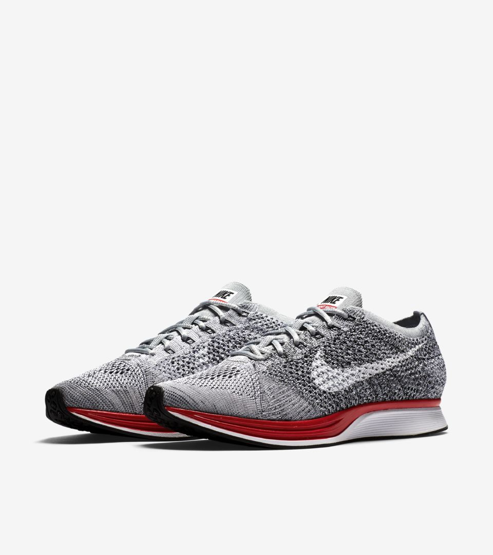 ナイキ フライニット レーサー 'Wolf Grey'. Nike SNKRS JP