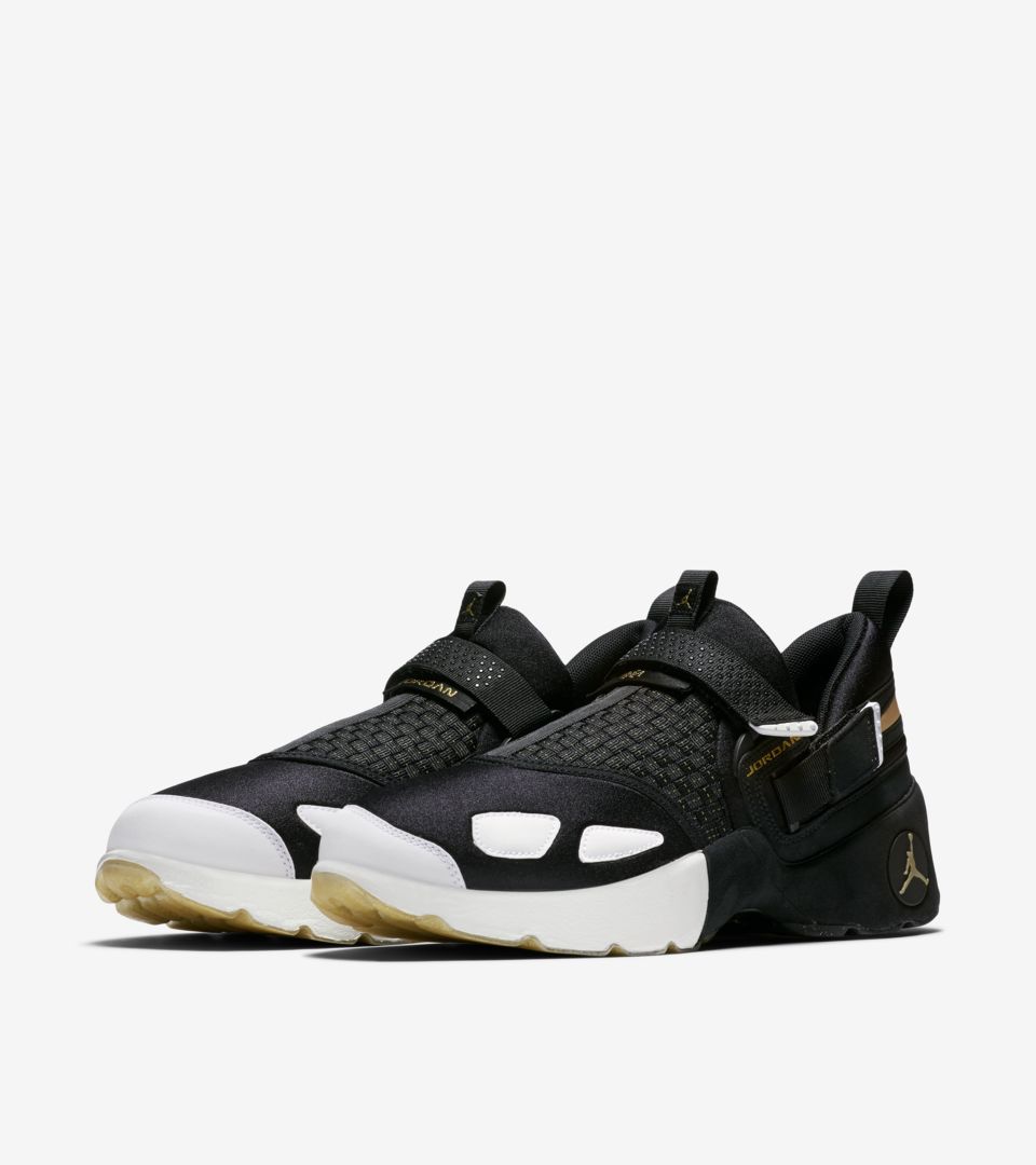 Jordan Trunner LX 'BHM' 2017