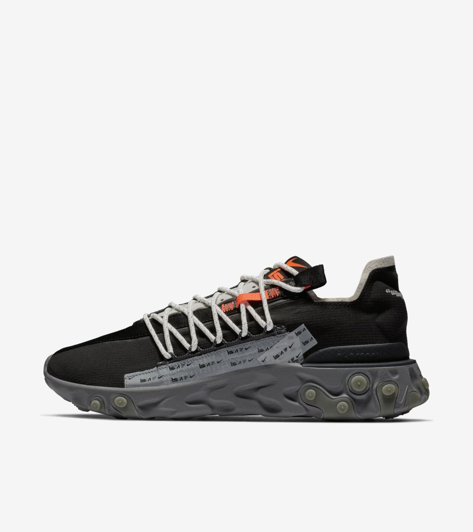 nike ispa react black