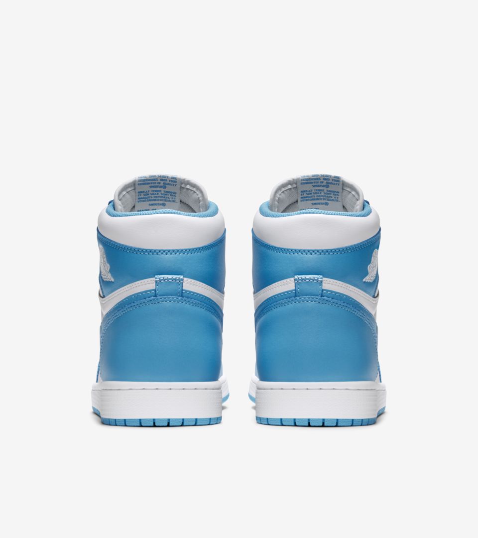 Baby blue outlet jordans 7