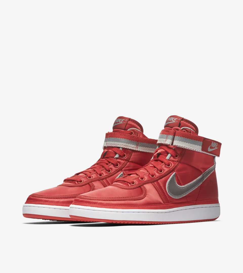 Nike vandal high store red