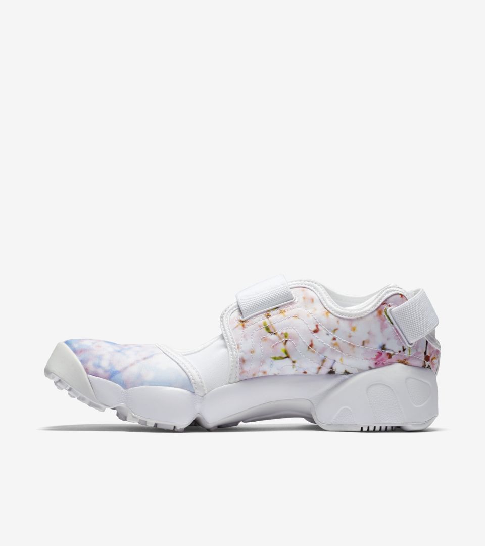 Monetario ensayo Caballero amable Nike Air Rift "Cherry Blossom" para mujer. Nike SNKRS ES