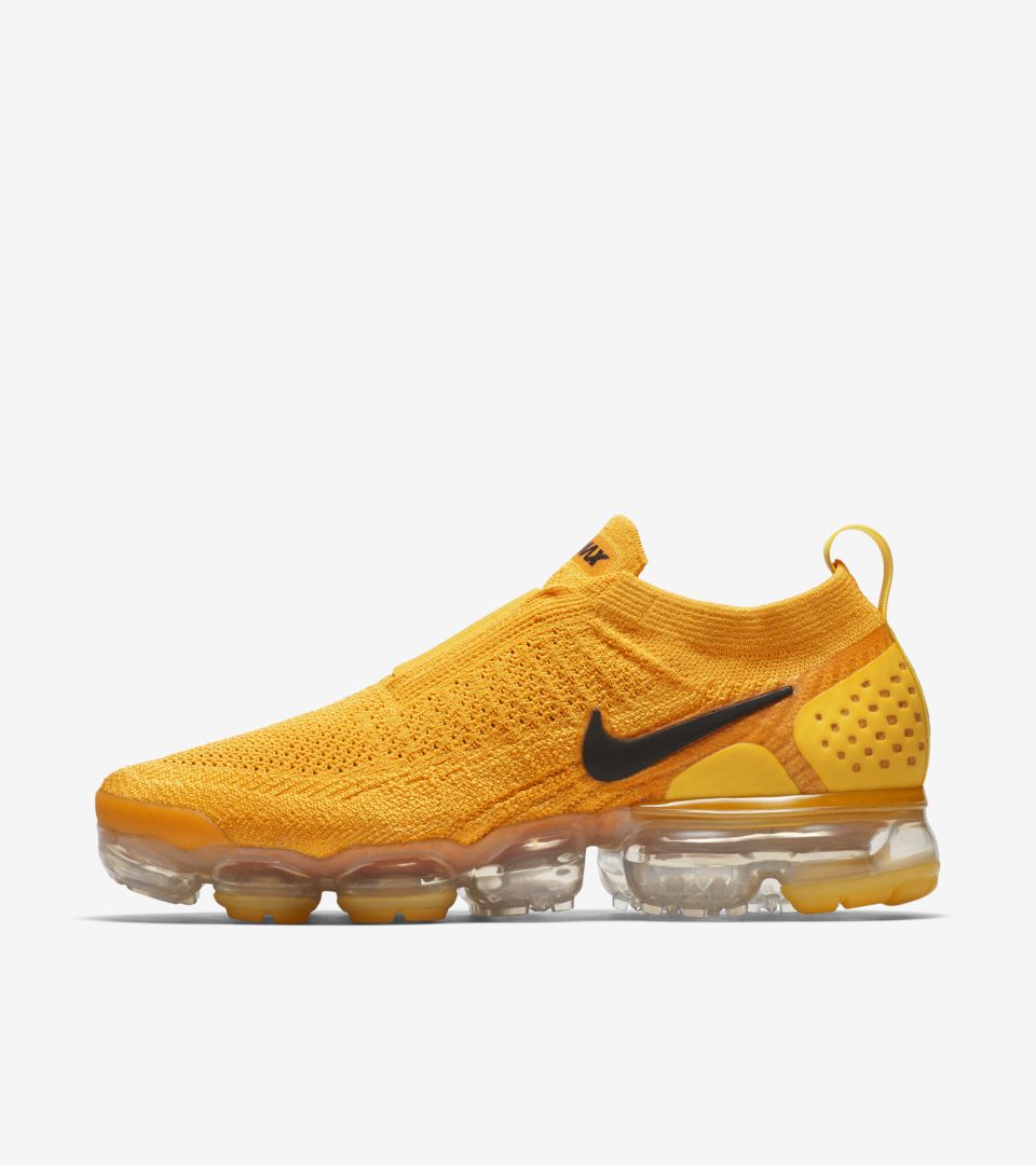 Nike Women s Air Vapormax Moc 2 University Gold Black Release