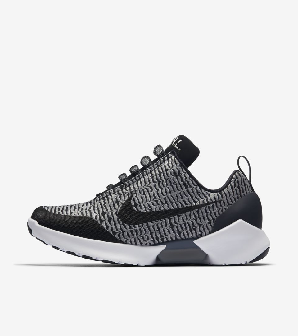 NIKE公式】ナイキ ハイパーアダプト 1.0 'Black & Wolf Grey' (Hyper ...