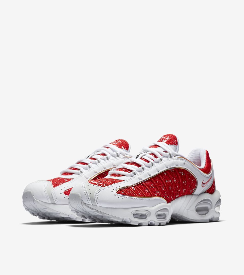 Nike Air Max Tailwind IV 'Supreme' Release Date