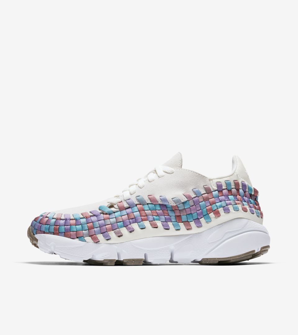 Women's Nike Footscape Woven 'Sail & Orchid Mist'. Nike SNKRS HU