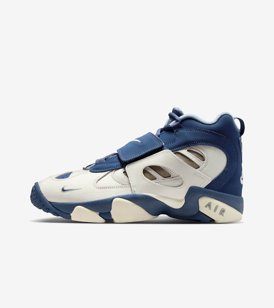 Air Diamond Turf II “Sail and Blue Grey”