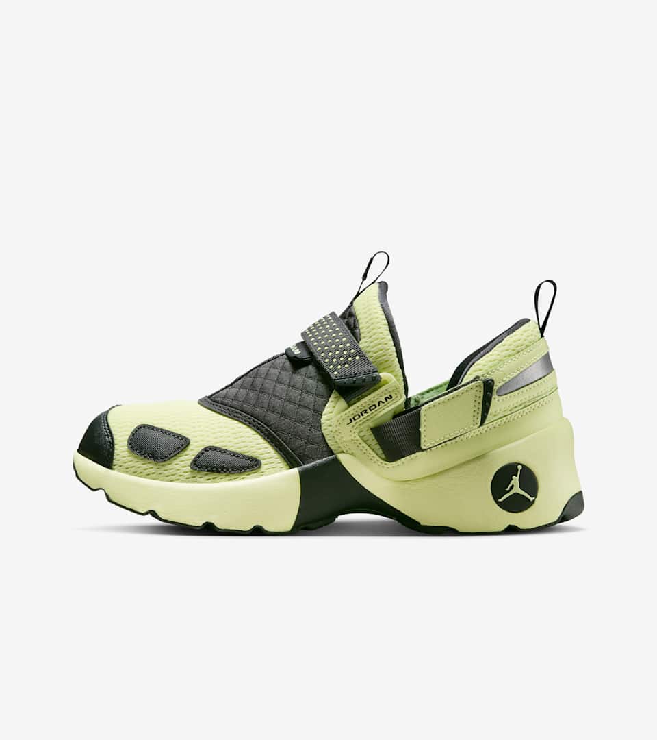 Jordan Trunner LX “Luminous Green and Anthracite”