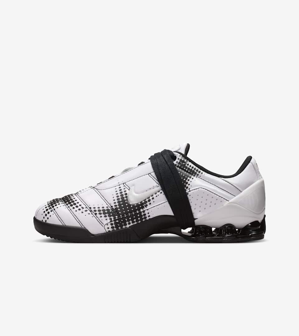 Women's Total 90 Shox Magia “White and Black”