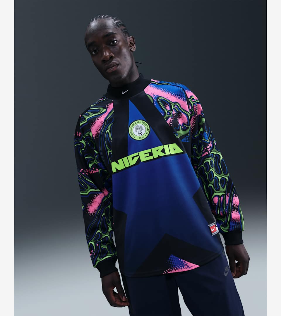 Nike Authentics “Apparel Collection”