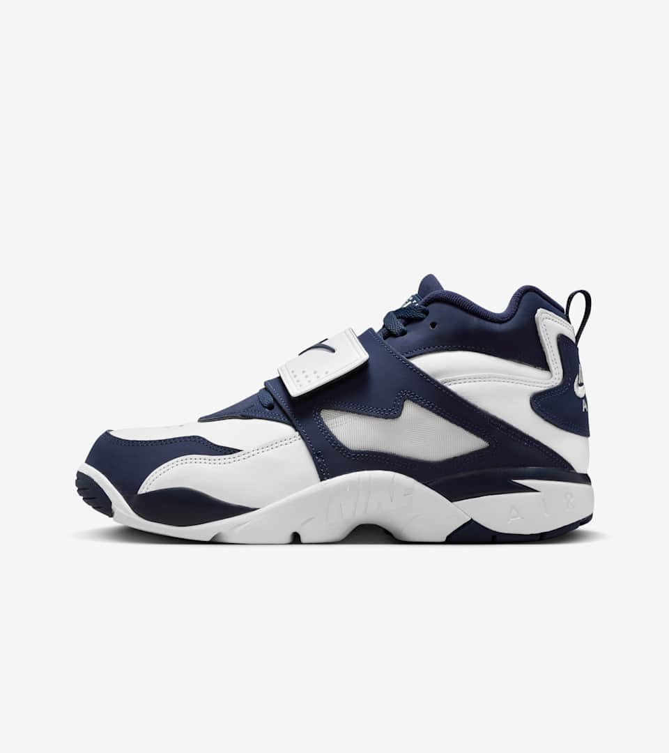 Air Diamond Turf “White and Metallic Silver”