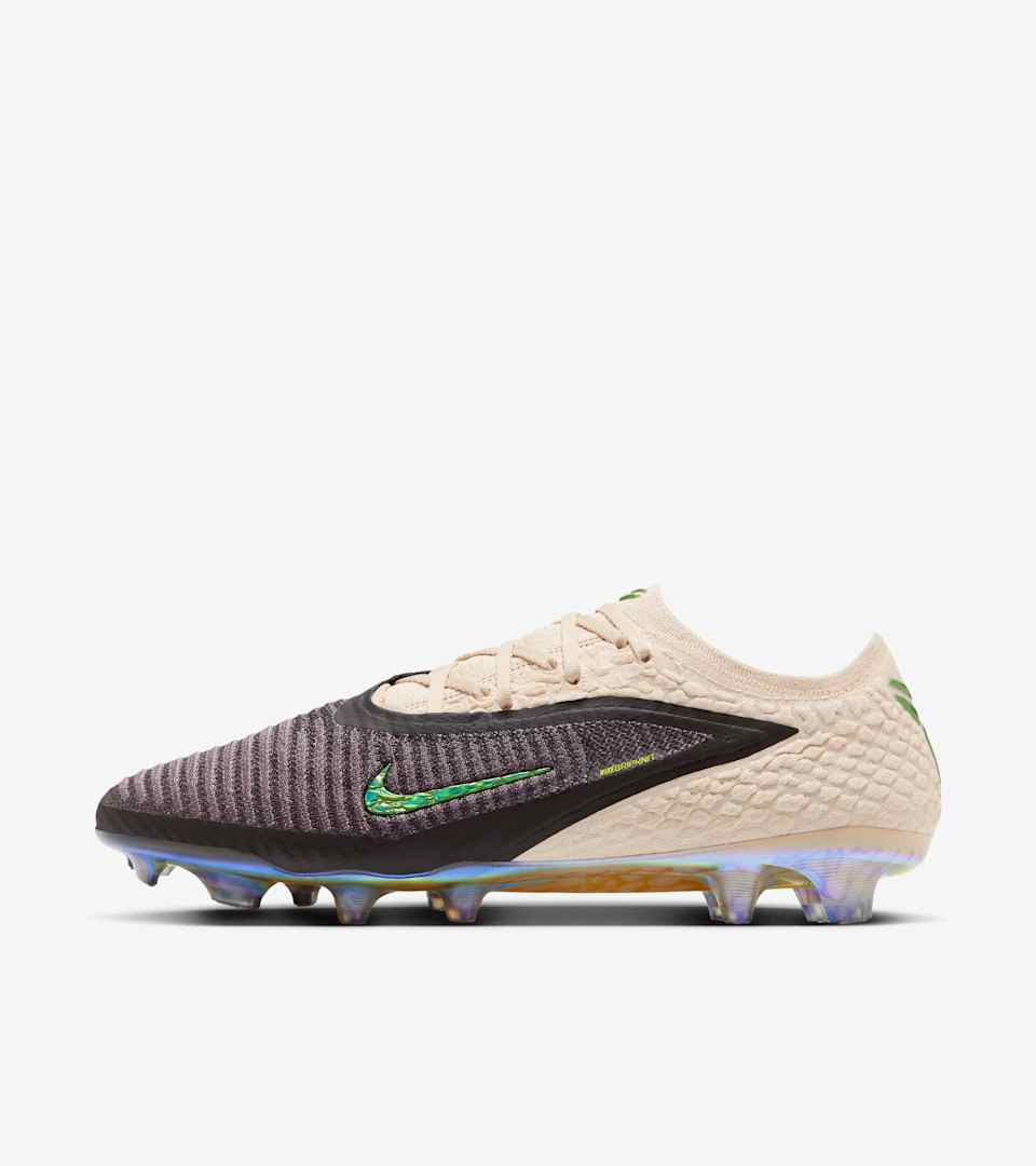 Phantom 6 Low “Black Mamba”