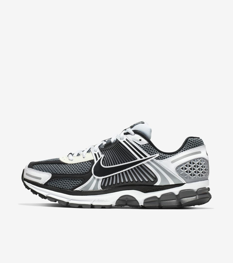 Nike Zoom Vomero 5 SE SP Herrenschuh Image