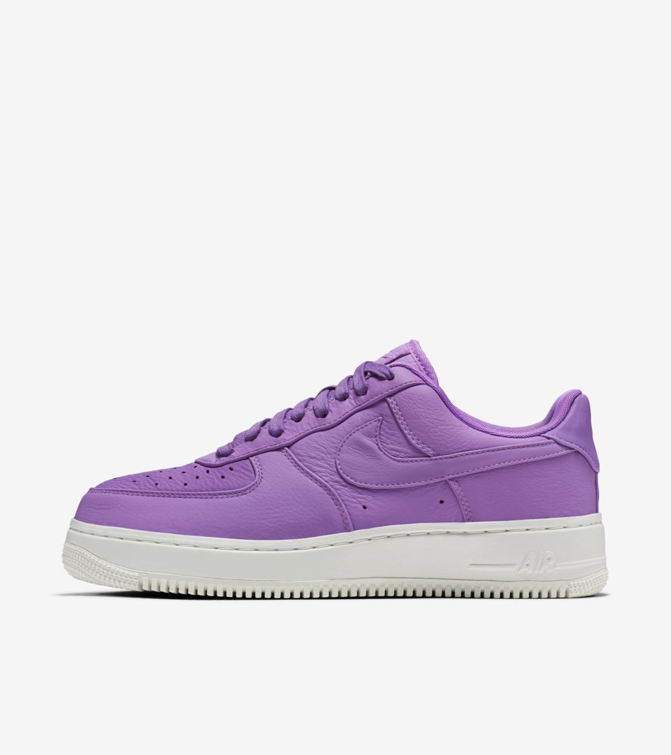 NIKELAB AIR FORCE 1 LOW
