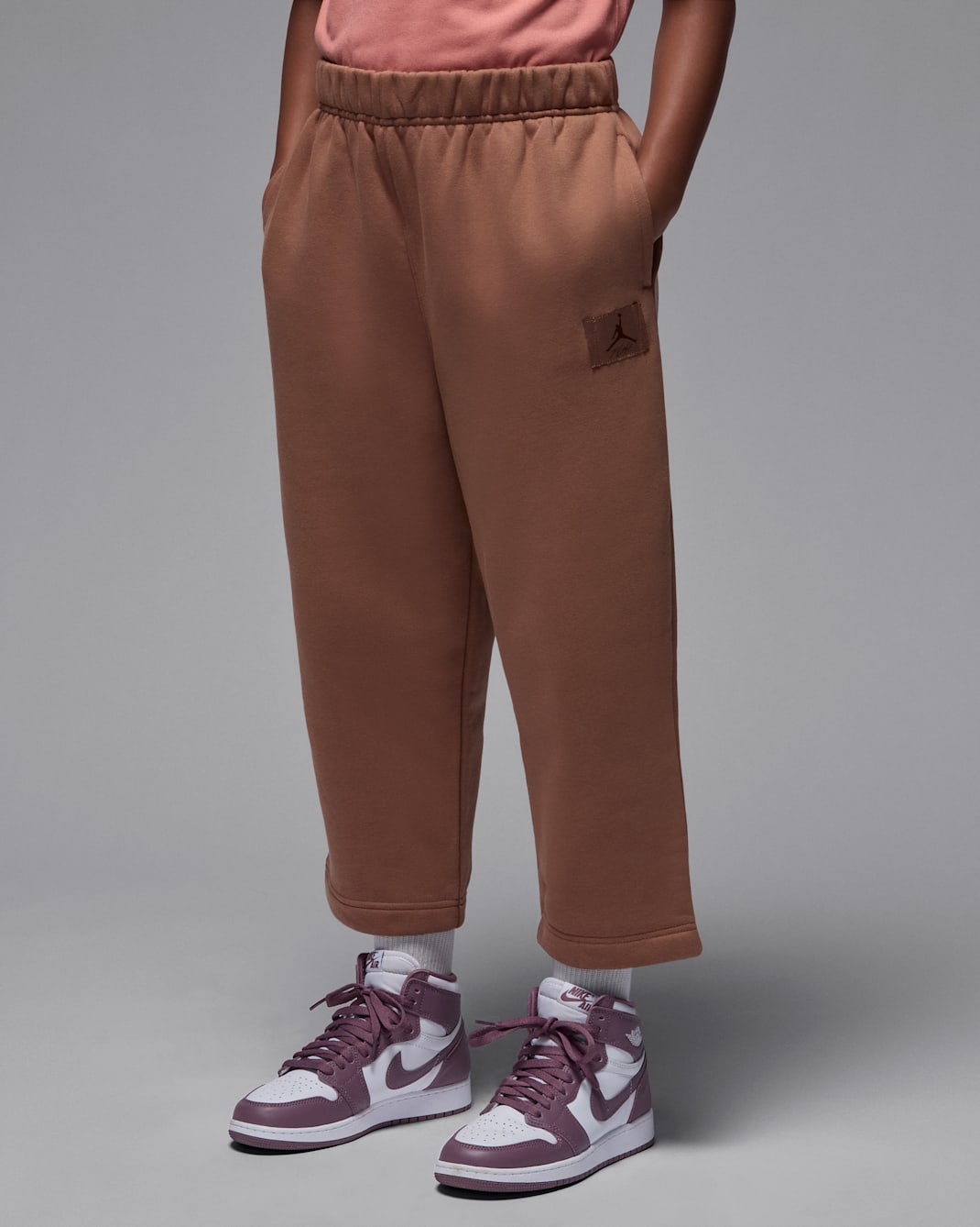Jordan Flight Essentials Pantalón con dobladillo abierto - Niño/a - Archaeo Brown