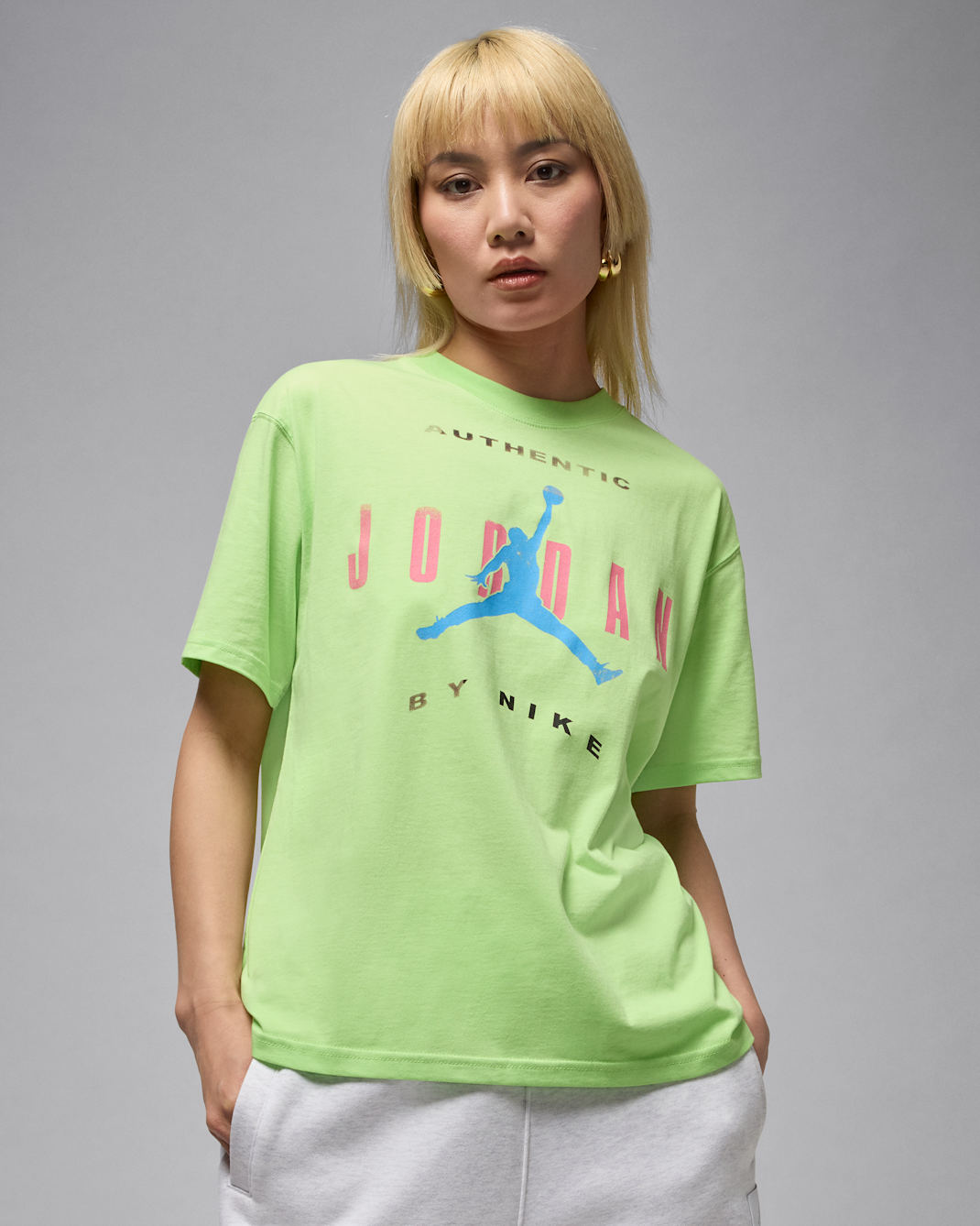 Jordan Flight Women's Graphic T-Shirt - Key Lime/Digital Pink/University Blue